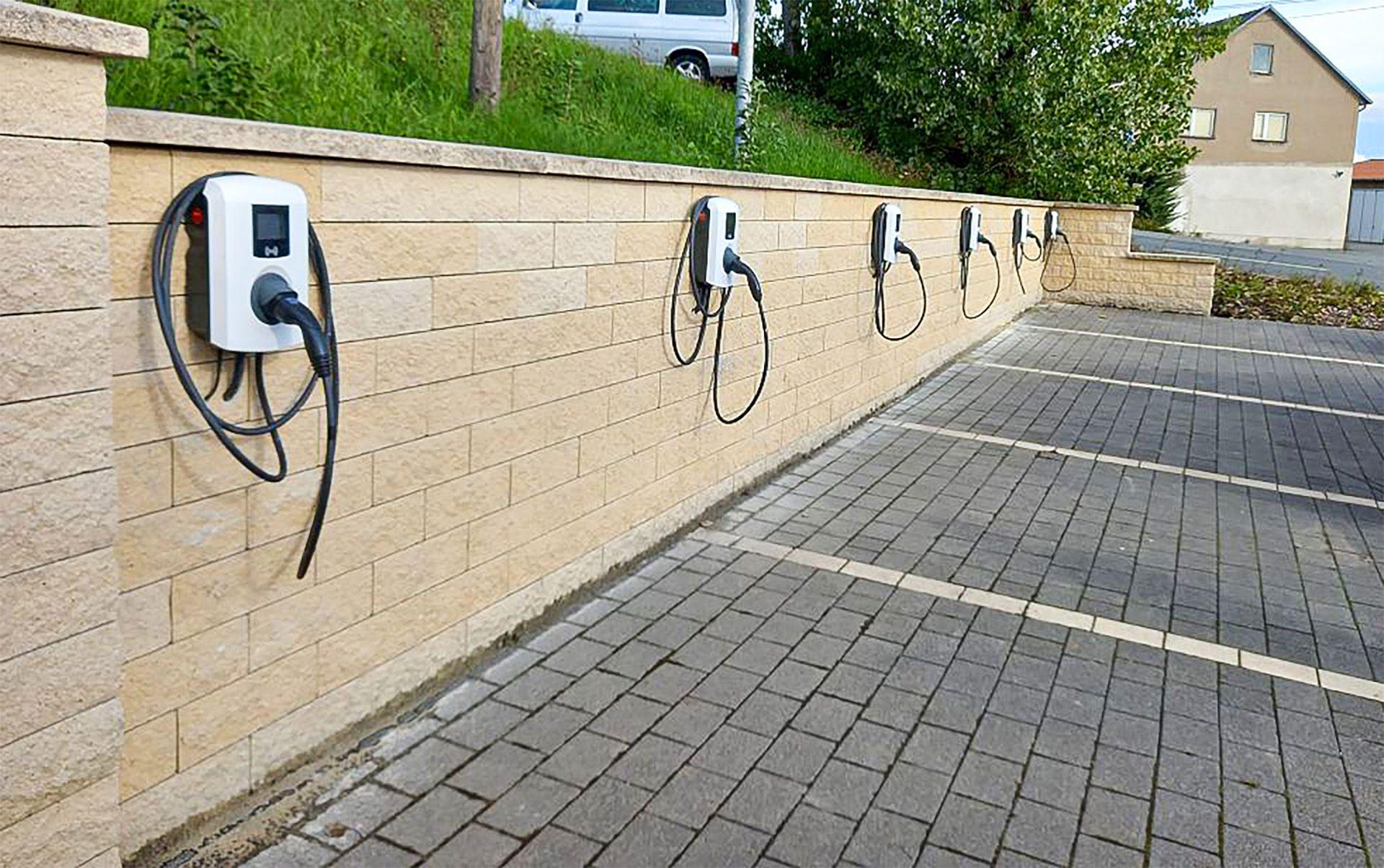 ROBUR ELMOBIS Ladeparkplatz